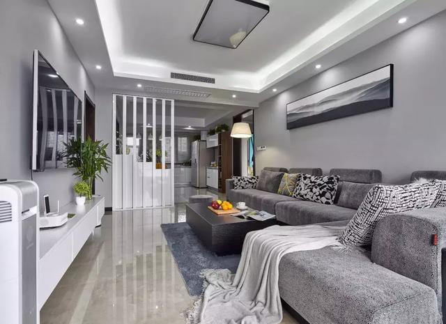 138平三居室用黑白灰风格装修，简洁大方，好帅气。