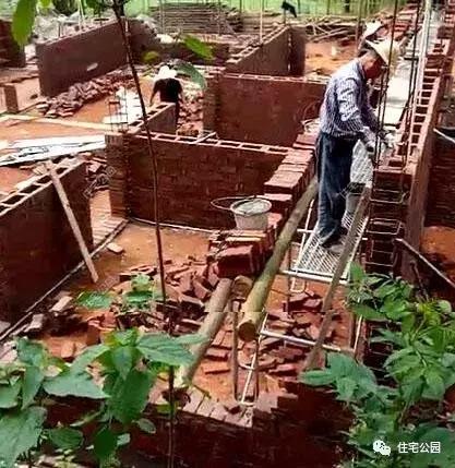 湖南农村自建二层小洋楼，60万包还主体装修，回老家盖房就是省钱