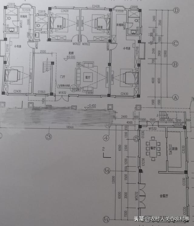 现代风格二层简欧别墅厨房与主体分开，18×12米别墅设计图