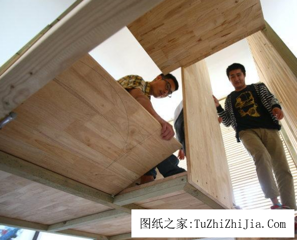 建筑系大学生设计木屋,得到人们的肯定