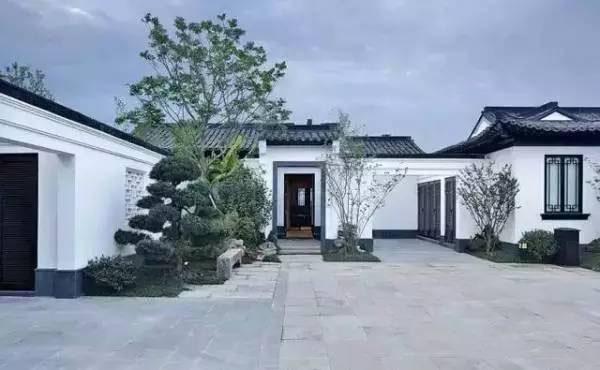 中式别墅长啥样子，青砖黛瓦、古香古色，美不胜收