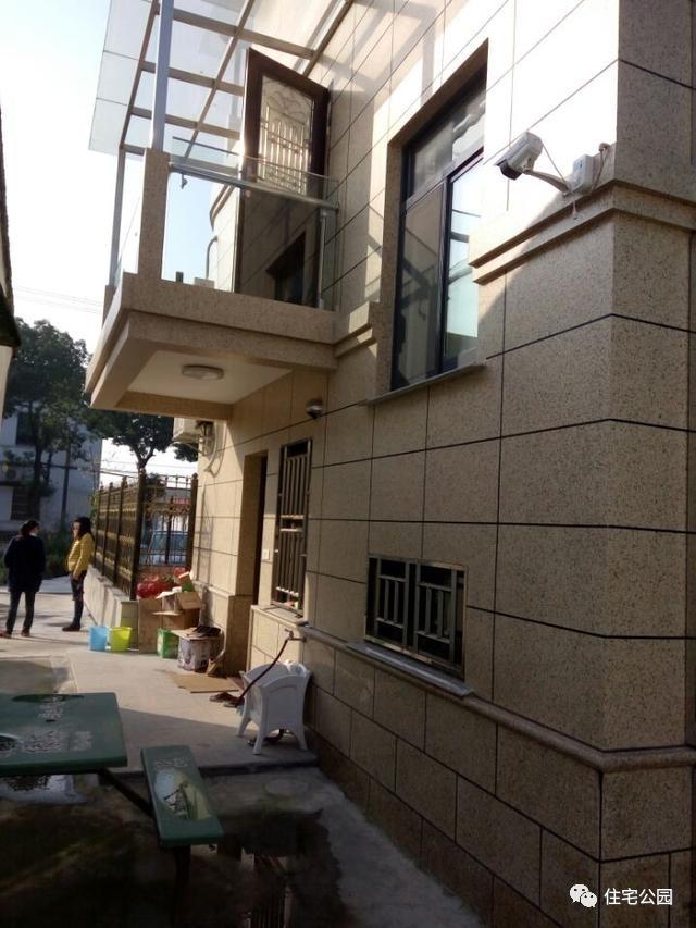 江苏农村建3层欧式别墅，落地窗+大露台，60万内外全搞定？