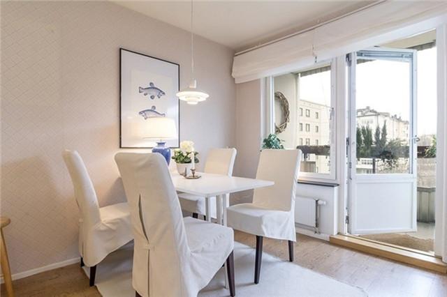 96平米两居室简约北欧式装修，舒适温馨。