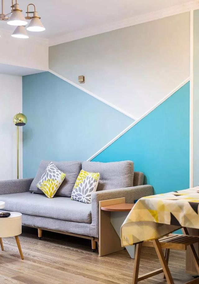 76平米简约北欧风装修，客厅沙发背景墙简单又好看！