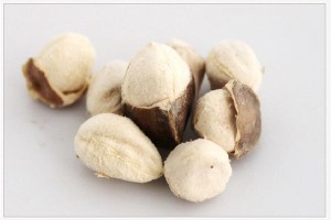 辣木籽是生吃还是熟吃？生吃辣木籽有什么功效？